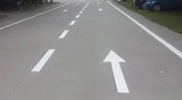 道路劃線熱涂和冷涂一平方多少錢(qián)？