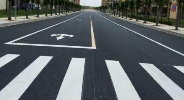 廠里道路劃線是否是必須的？優(yōu)化交通秩序，提升安全性