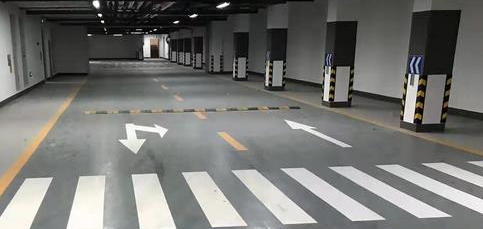 停車位劃線不清晰，如何合理停車？