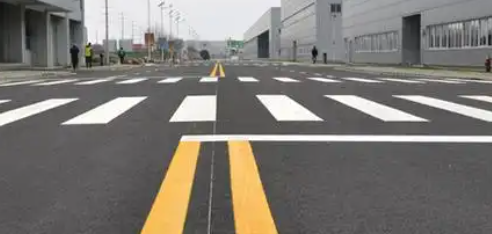 蘇州工廠車間劃線施工選哪家？專業(yè)團隊助力工廠規(guī)范生產(chǎn)