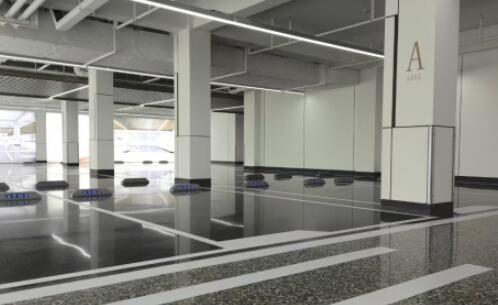 如何維護(hù)停車(chē)場(chǎng)劃線？5步延長(zhǎng)使用壽命，保持清晰規(guī)范